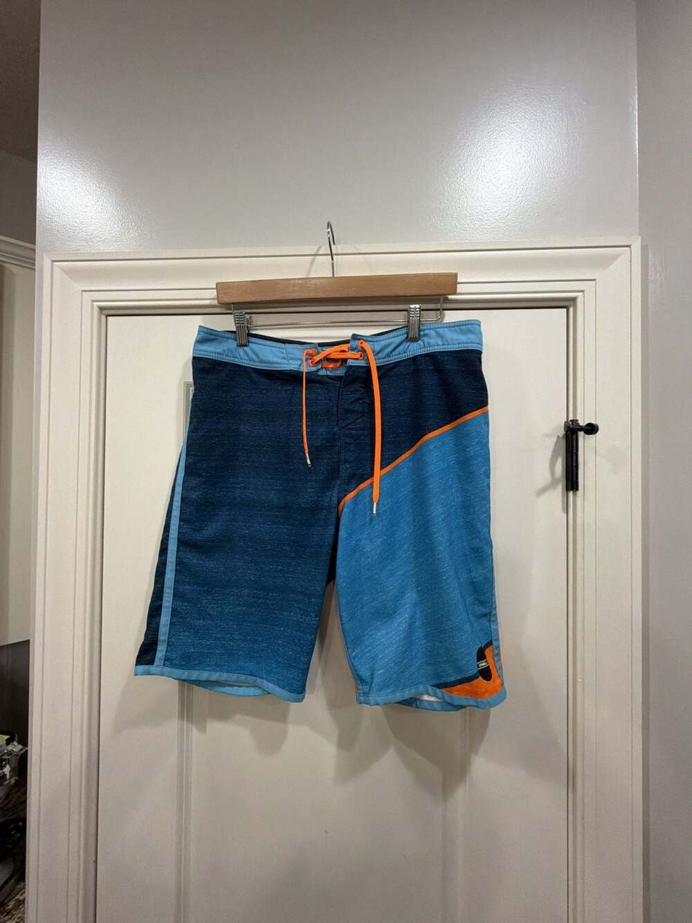 O'Neill Hyperfreak Board Shorts Size 32 Blue Orange